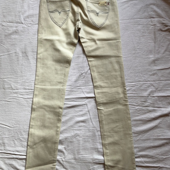 Original Replay Benoules Skinny colour is cream white pants sz 28/34 - Picture 6 of 8